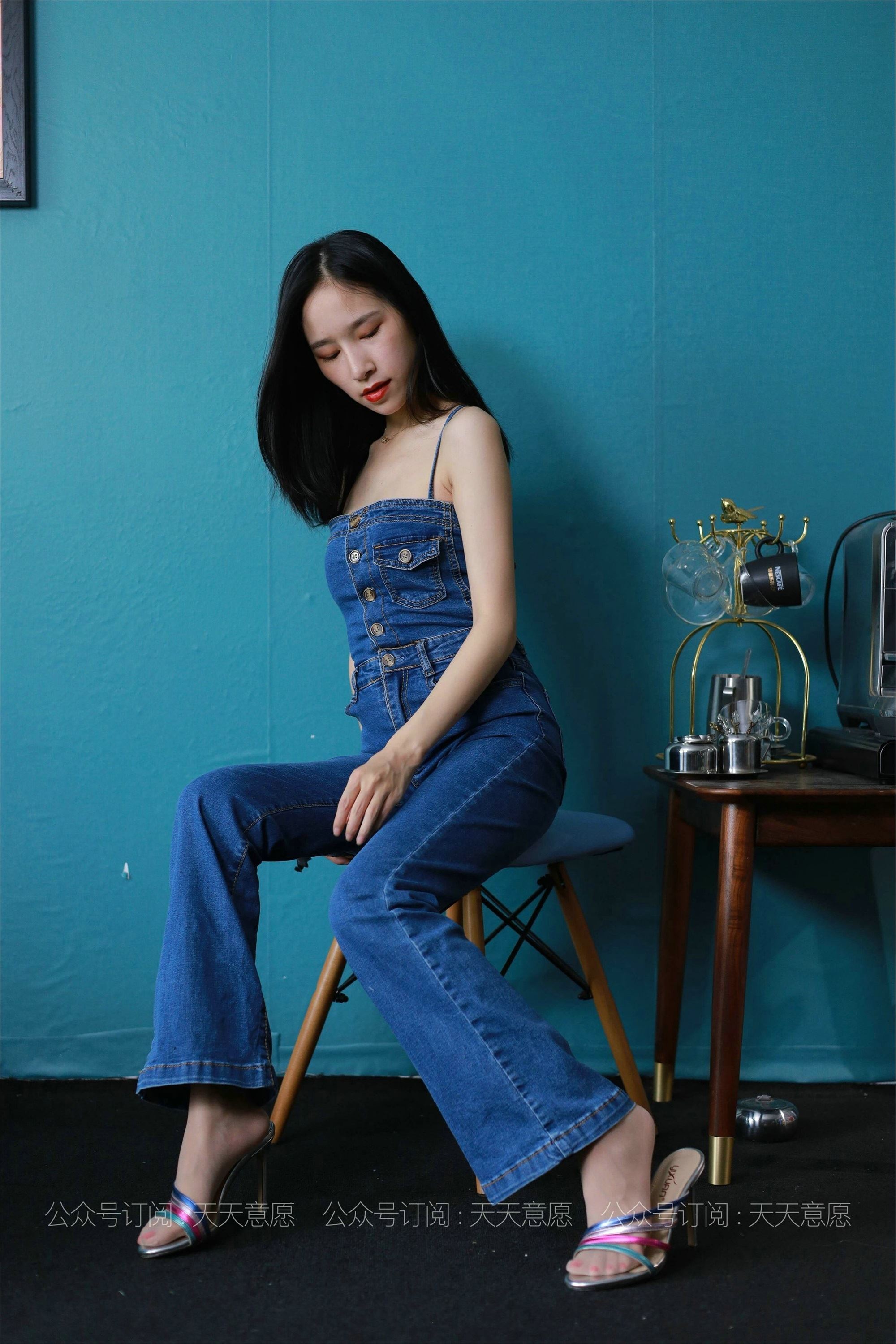 IESS异思趣向  2021.08.04 丝享家879：美子《美背库里丝》